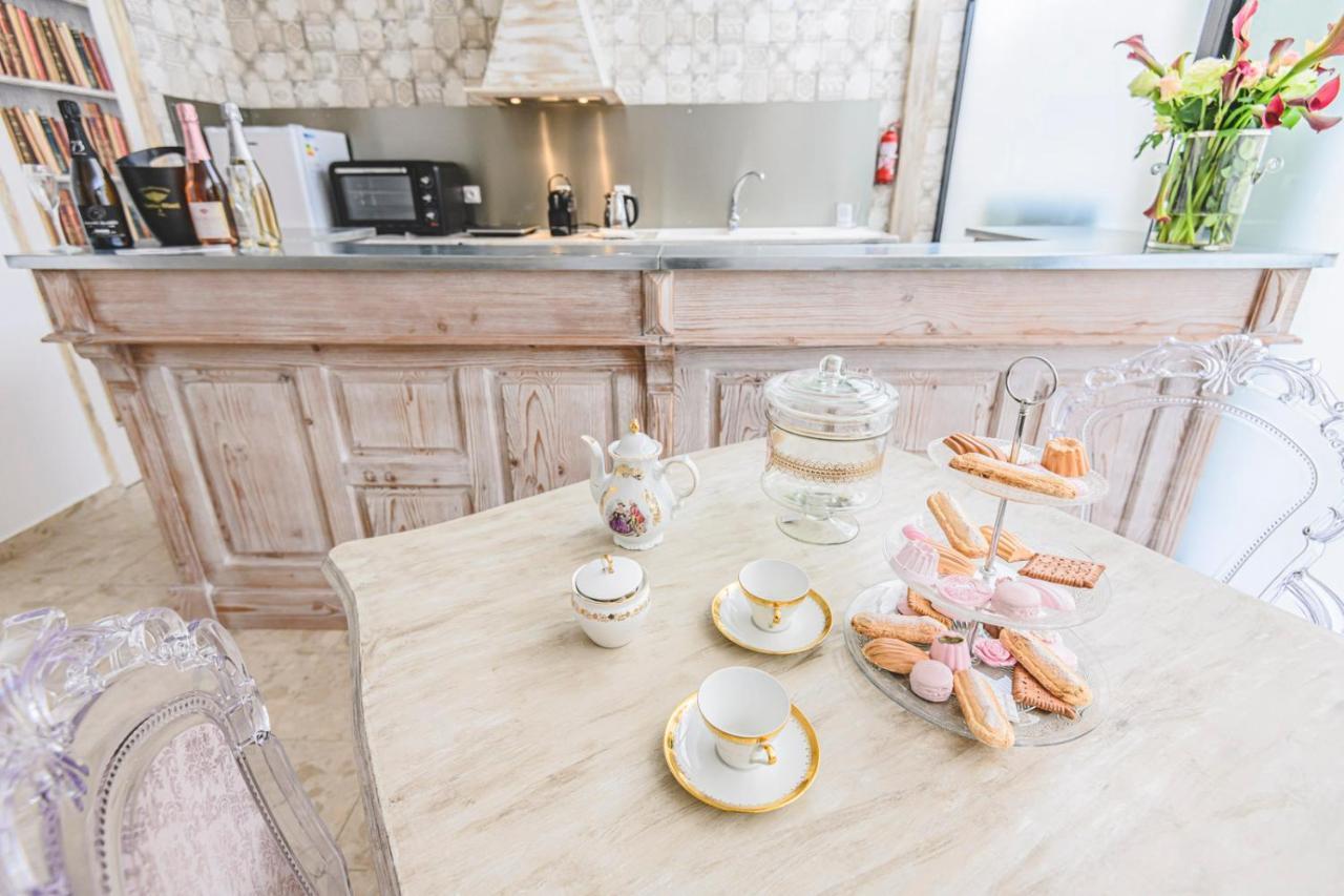 La Dolce Vita A Epernay Luaran gambar