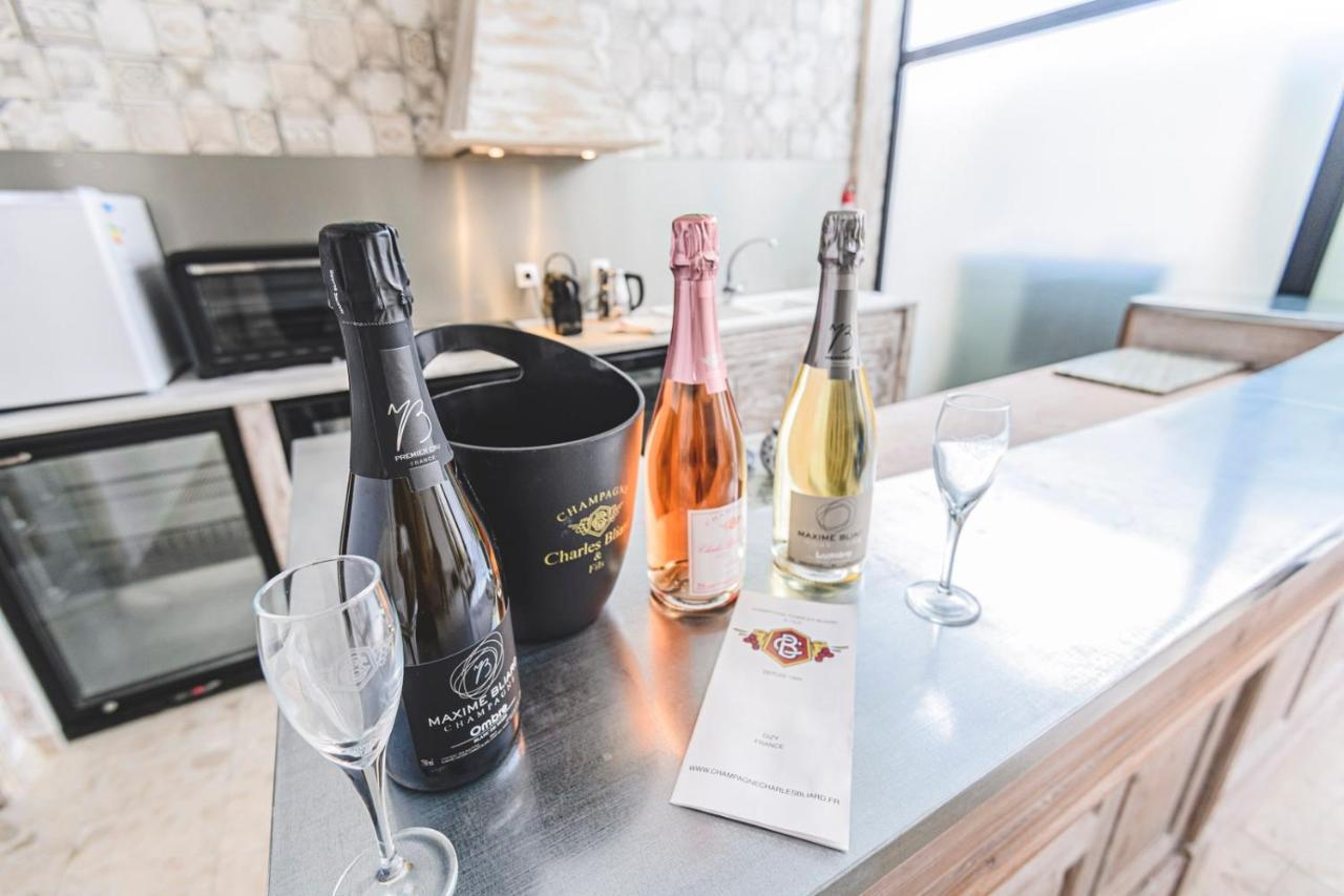 La Dolce Vita A Epernay Luaran gambar
